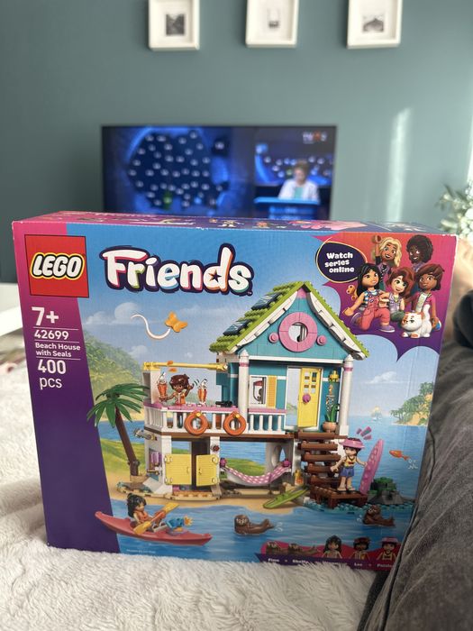 Lego casuta de pe plaja cu foci 42699