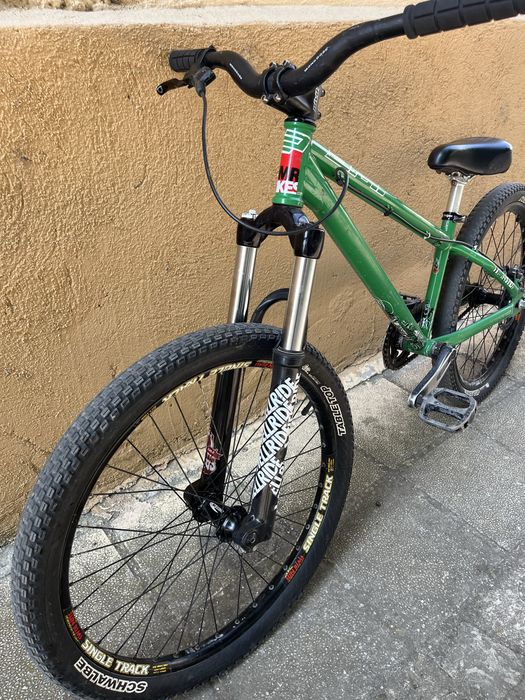 Dirt jump колело за трикове DMR bikes transition old school