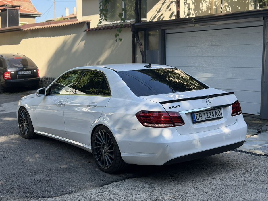 Mercedes-Benz E 220