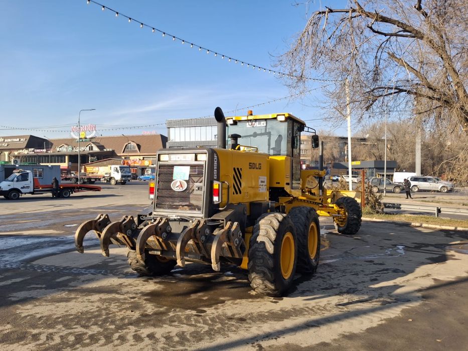 Аренда новых грейдеров.