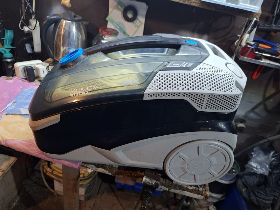 Продам пылесос TOMAS