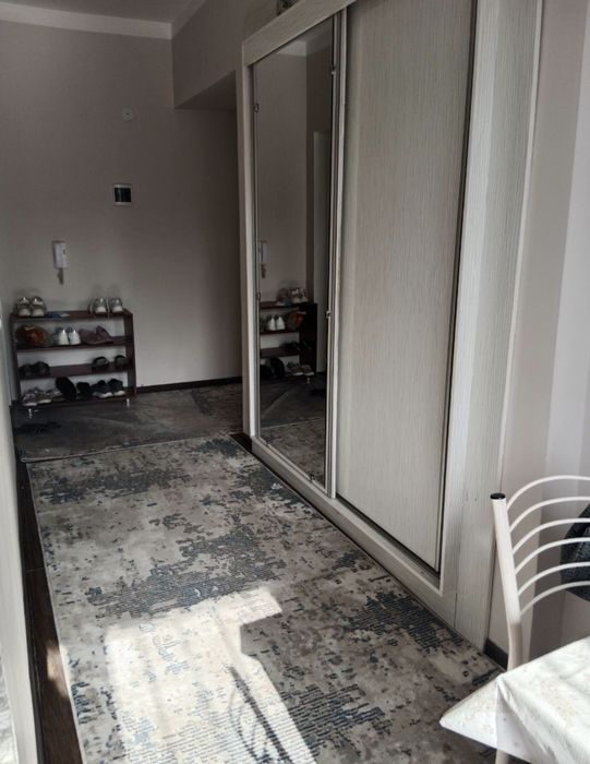 Хонадон сотилади! Сергели 8 худуд, 3 хонали, 7- кават. Новостройка