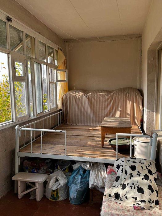 Срочно! 2 комн. 4/5 около Рисового базара Ул. Фитрата. 52м2 Балкон 2/6