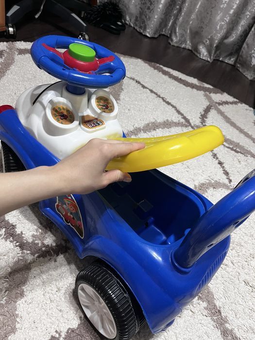 Машинка детская для мальчика