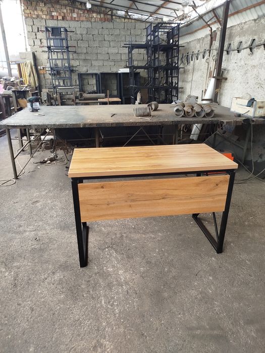 Парта ишлаб чикарувчида