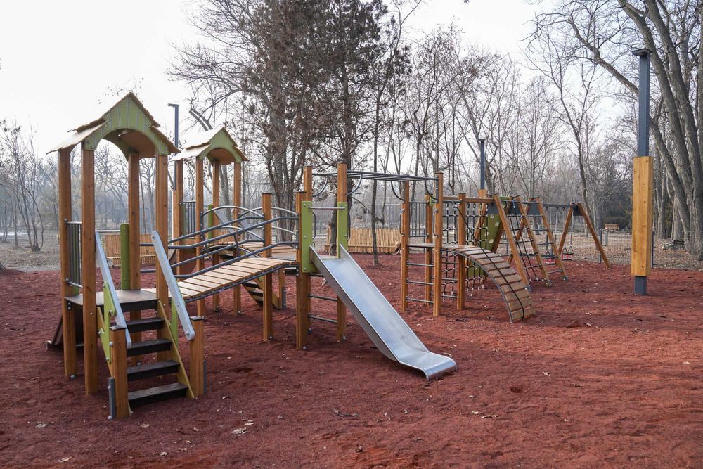 Ищем партнеров среди застройщиков, мы производство детских и площадок