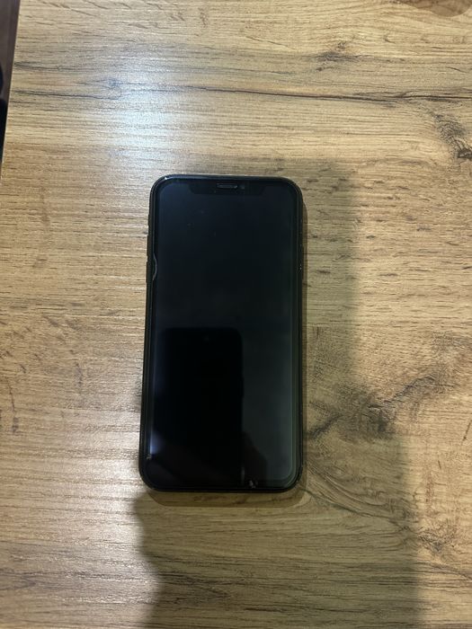 iPhone XR 256GB (дешево срочно)