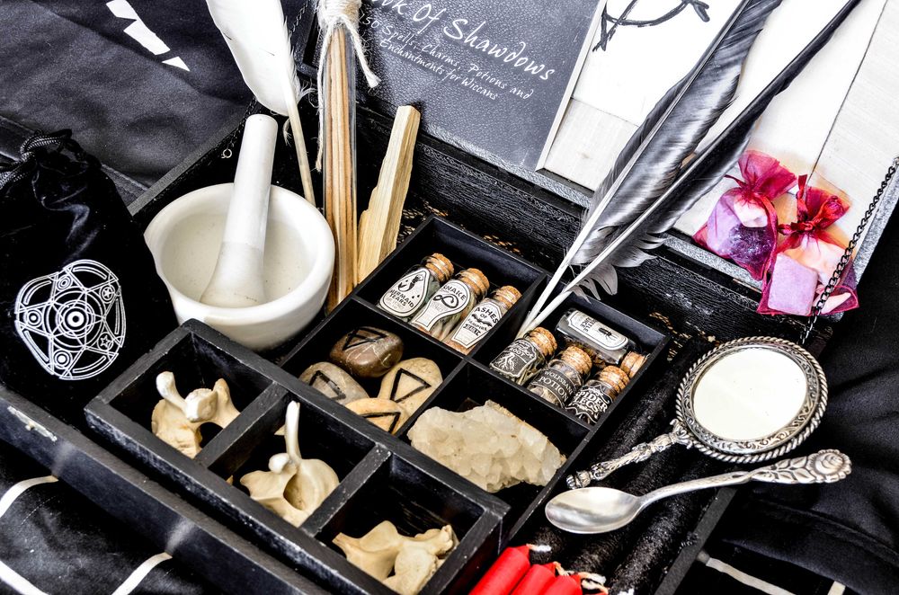 Witchcraft Box set de initiere in magie vraji wicca occult farmece