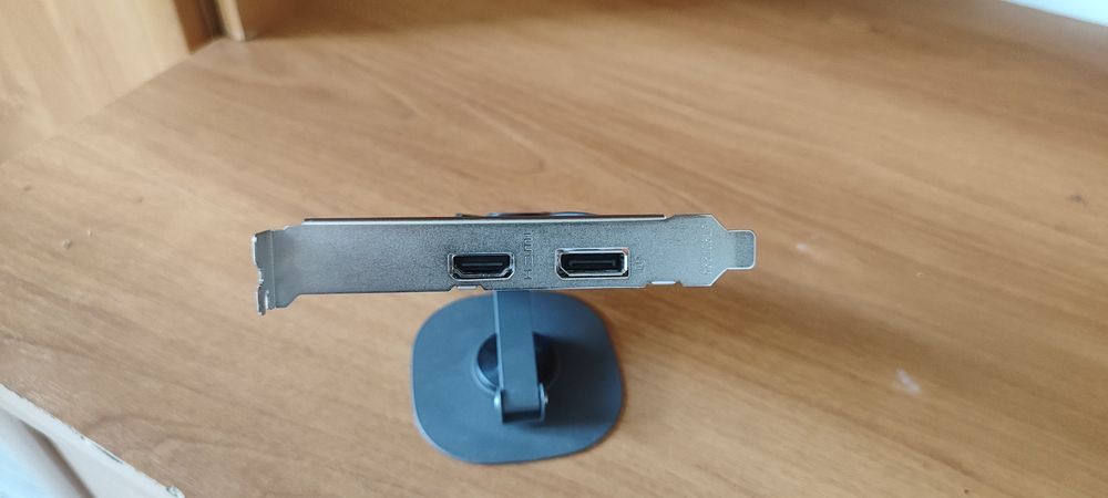 Продам ведео карту GT 1030