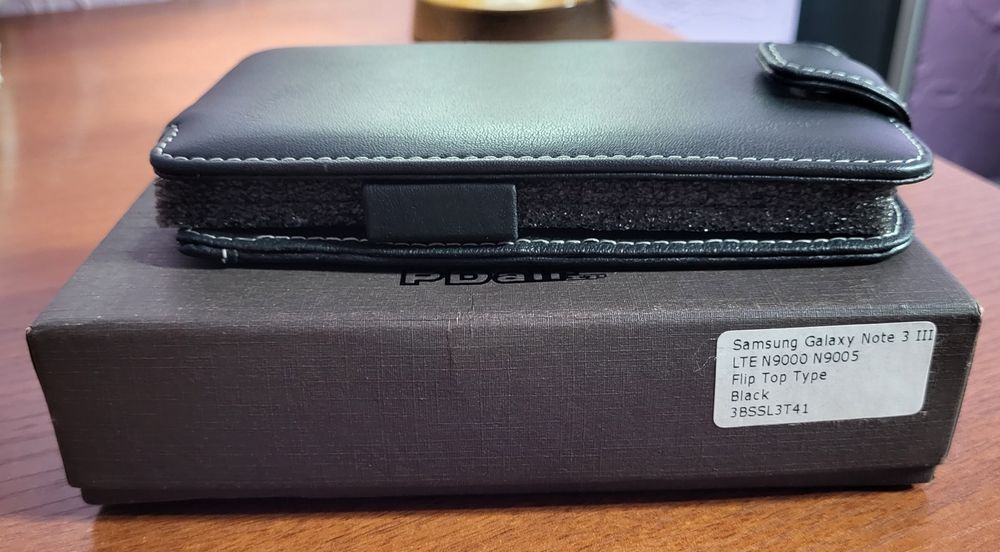 Продаётся шикарный кожаный чехол для телефона Samsung Galaxy Note 3
