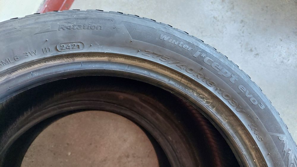 Cauciucuri iarna Hankook winter icept evo 3 - 275 40 R 18 DOT 2421 
24