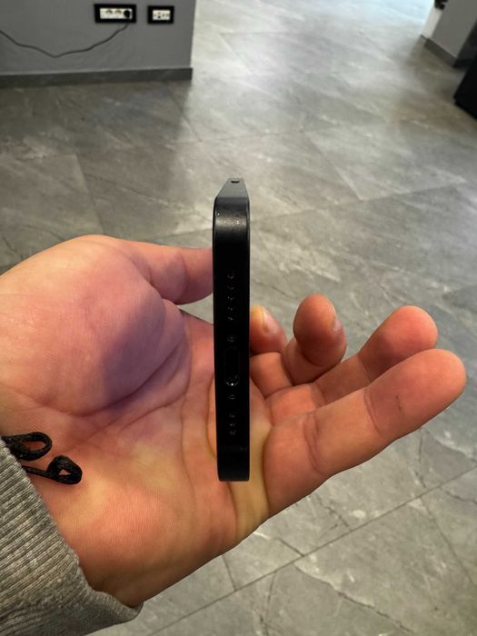 iPhone 16e | 128GB | Baterie 100% | Stare Bună | Garanție 14 Zile | Maxi Grand