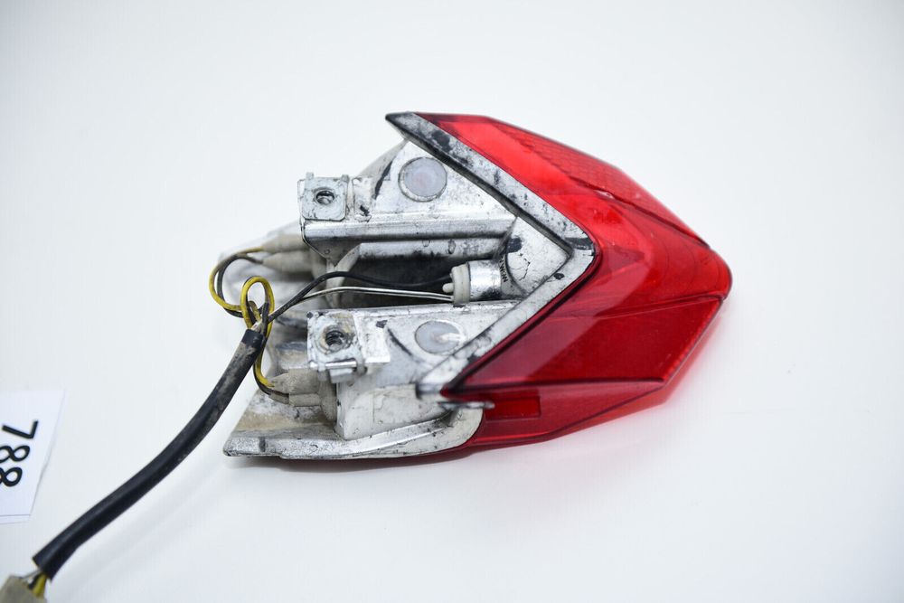 MV Agusta Brutale 675 Stop / Lampă spate
