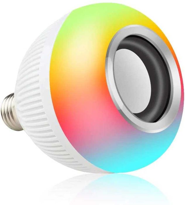 Топ хит Диско Блутуд Bluetooth колона крушка цвят музика лед RGB