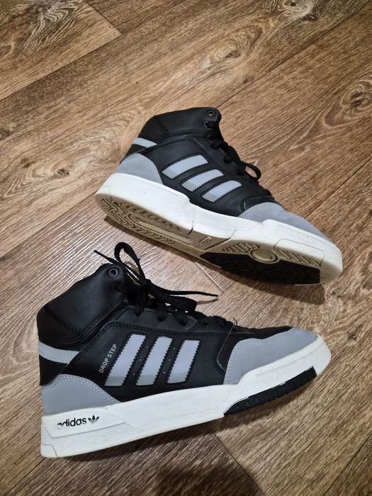 Маратонки Puma adidas