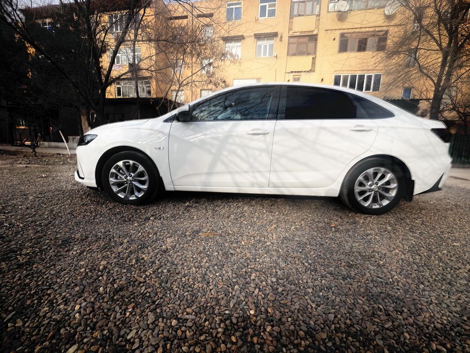 Chevrolet Monza 1.5 atmosferniy