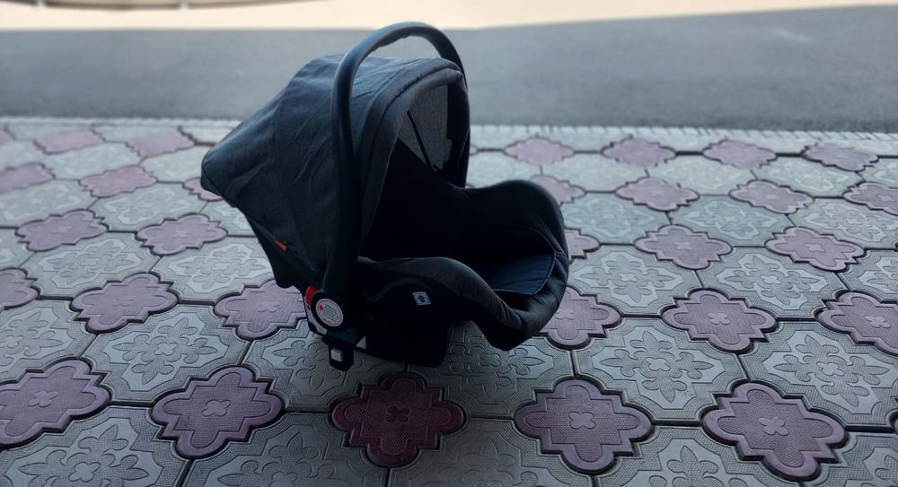 Продам детскую коляску