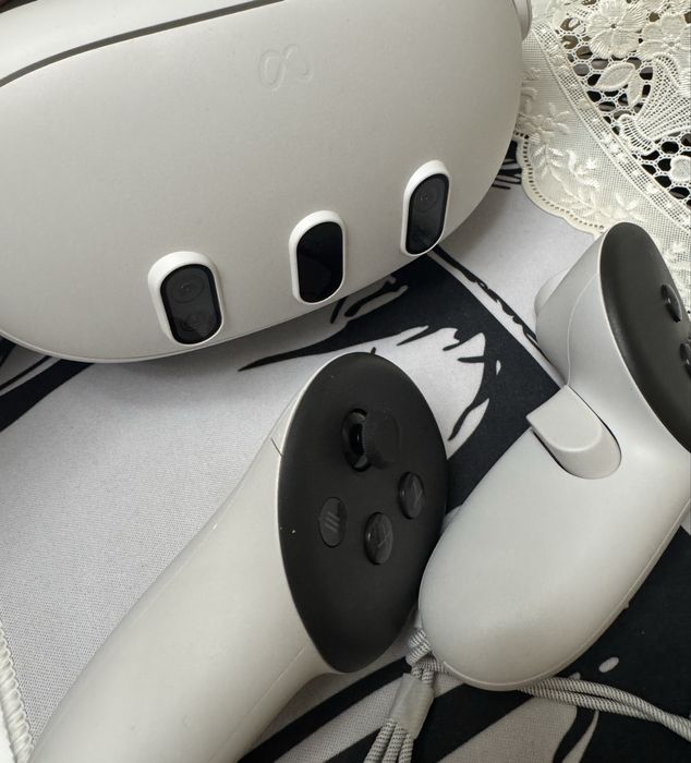 Meta Quest 3 128 gb VR очки в хорошем состоянии
