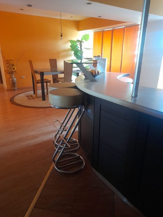 Apartament de vanzare in centrul Alexandriei