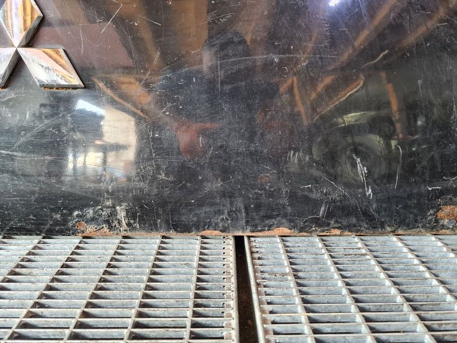 Oblon Mitsubishi L200 2006 - 2010 SUV 4 Usi negru (557) CU DEFECTE