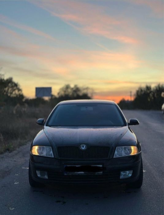 Skoda octavia 2 - schimb cu moto/auto benzină după 2010 + diferență din partea mea