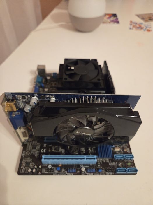Kit placa baza+placa video+procesor+ 8gb ram