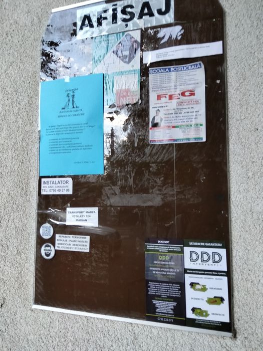 Lipim AFISE in zone cu impact