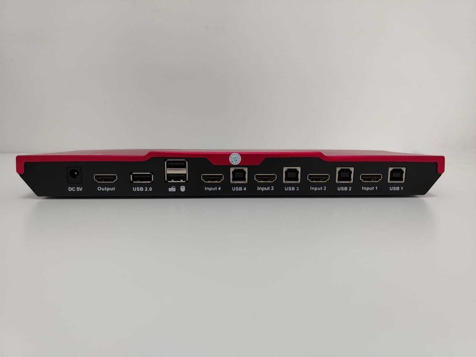 Comutator KVM cu monitor TESmart 4k60Hz (#39#)