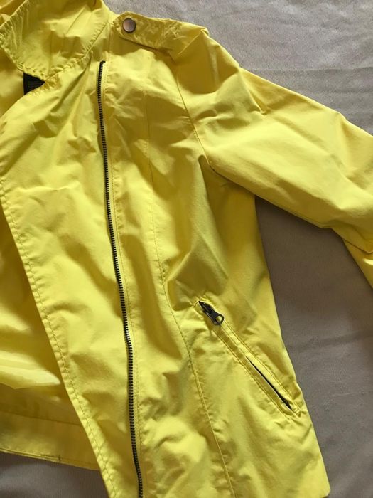 Куртка на девочку