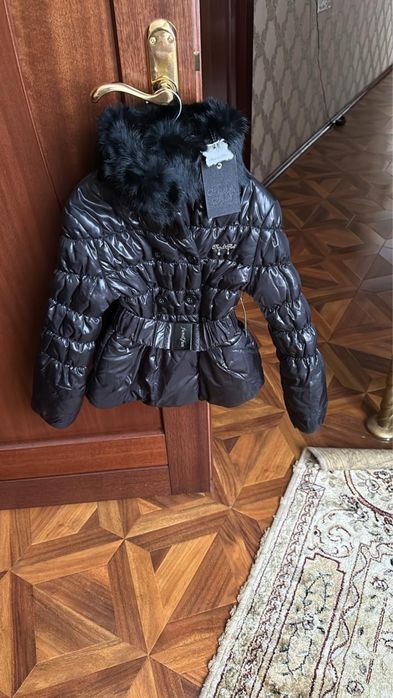 Продам верхнюю одежду (новые)