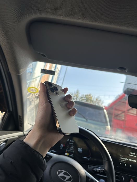 Продаю iPhone 14 Pro 128gb в идеальном состояние