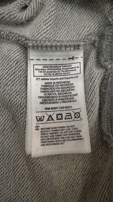 Продам спортивное платье Adidas