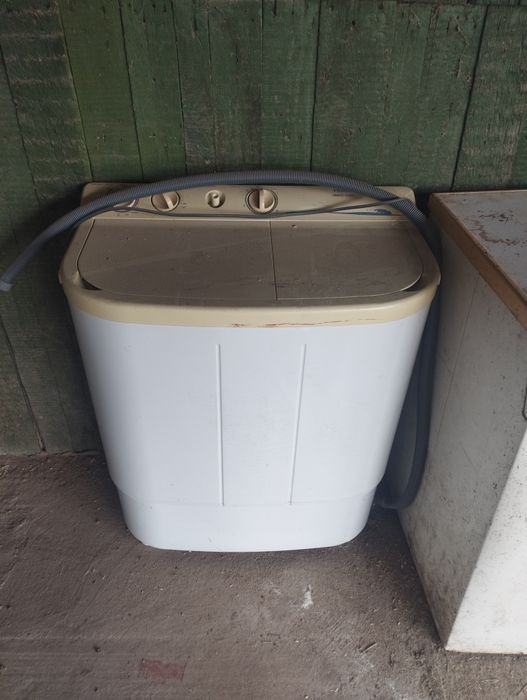 Стиралка полуавтомат