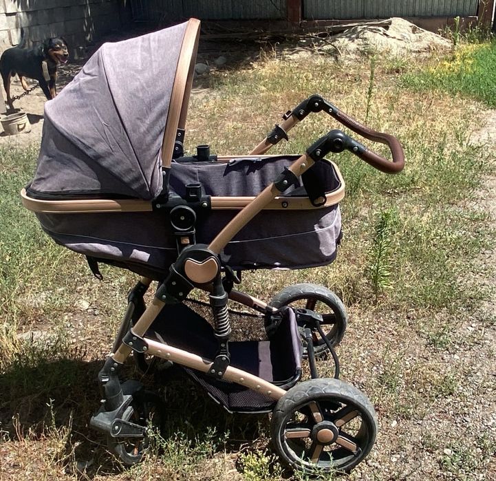 Продам детскую коляску 2 в 1