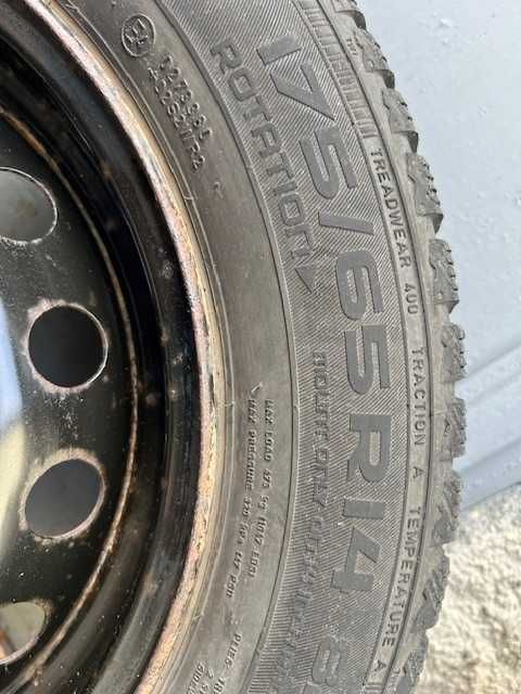 Roti iarna Nokian WR 175/65 R14 jante tabla - Renault