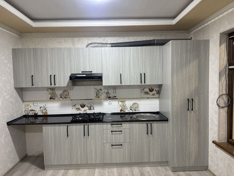 Uchaska sotiladi 3.9 sotx 6 xona 2 ta sanuzel