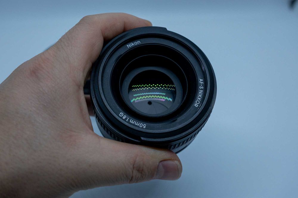 Nikon D5300 + obiectiv 50mm f/1.8G + teleobiectiv 55-300mm f/4.5–5.6G