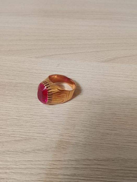 Перстень с рубином