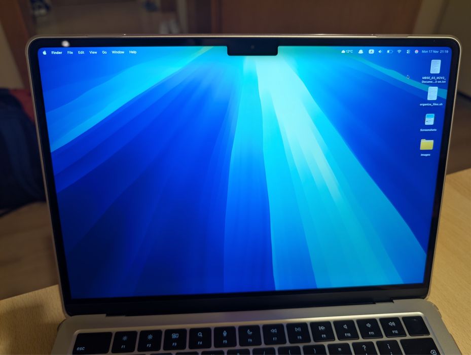 MacBook Air M2 като нов