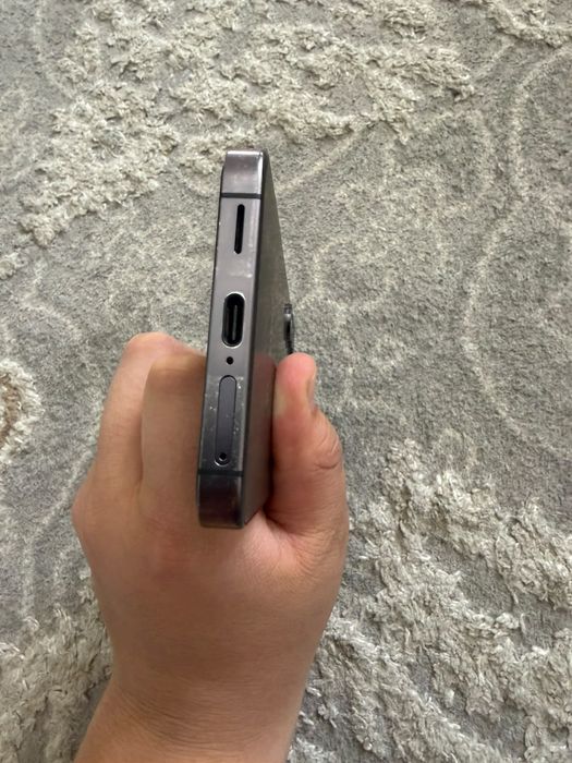 Продаю срочно Samsung s24