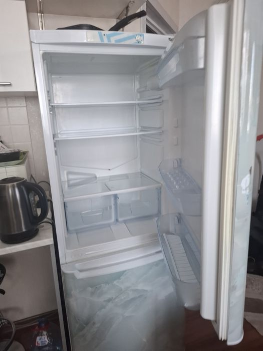 Холодильник на запчасти