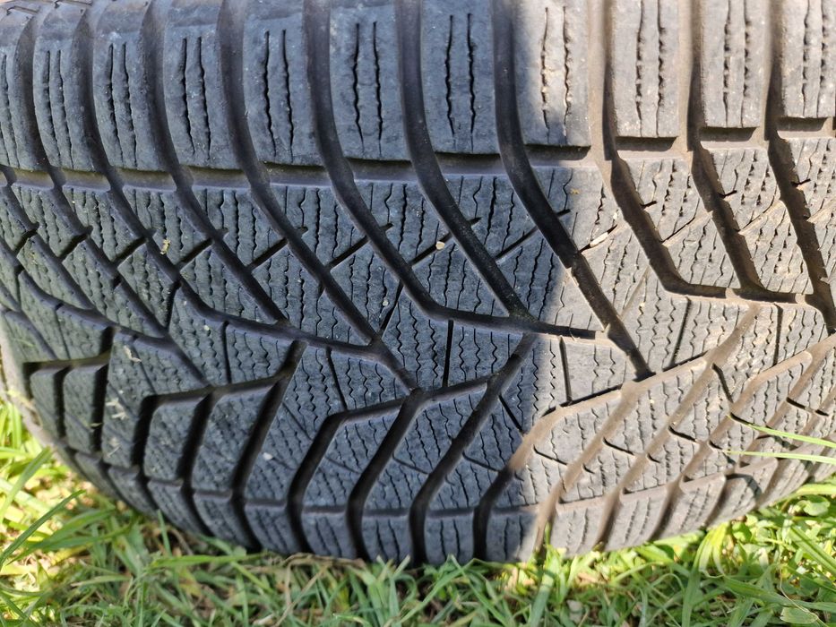 Set 4 jante 19"  Hyundai Tucson cu Anvelope de iarna + cadou covorase