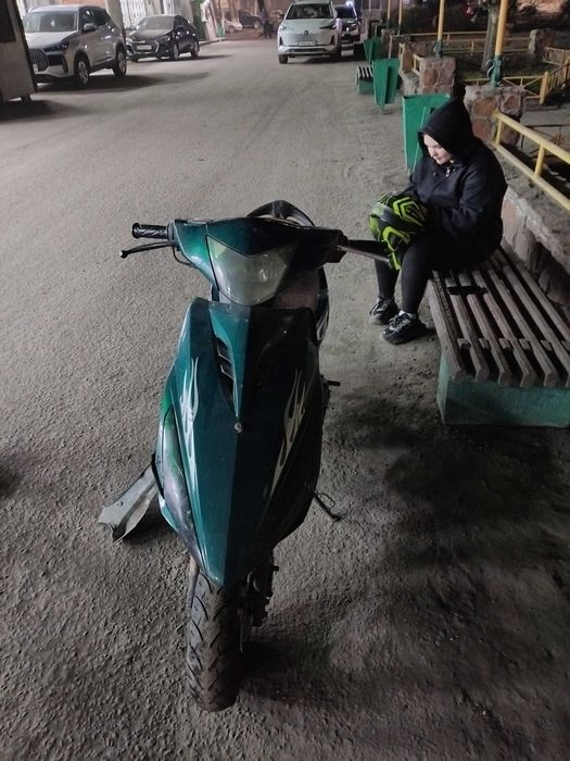 Скутер Vento Corsa
