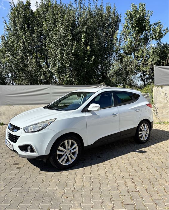 HYUNDAI ix35 2011 — imagine 2