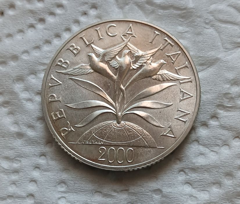 Сребърна монета.