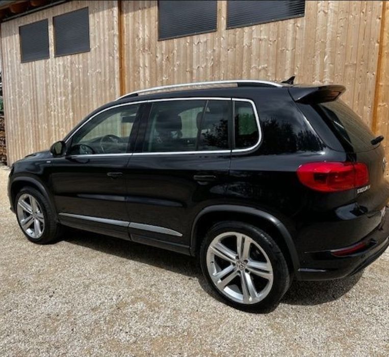 Vw Tiguan 2016 4x2  pano Navi xenon camera ACc  euro6