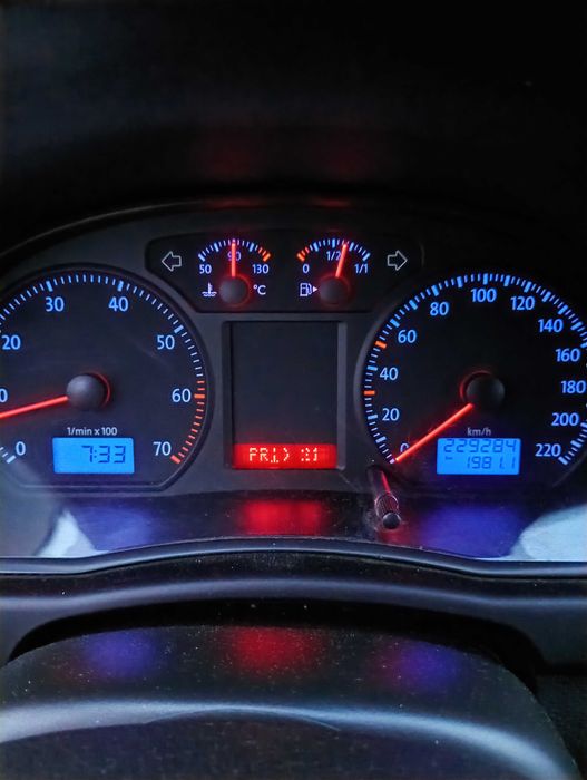 Vând VW Polo,an 2006,motor 1.4 benzină,cutie automată