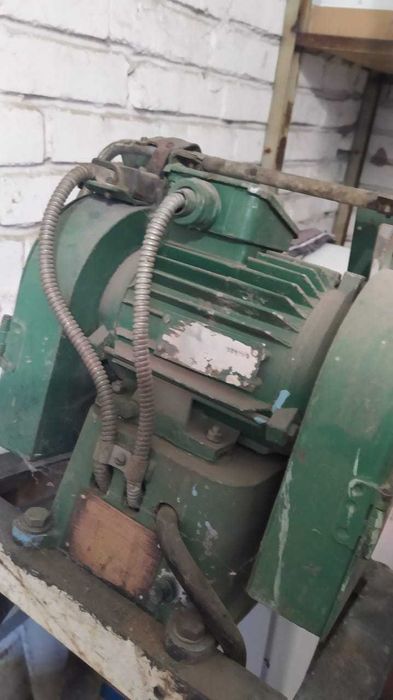 Станок точильный ЗЛ-631