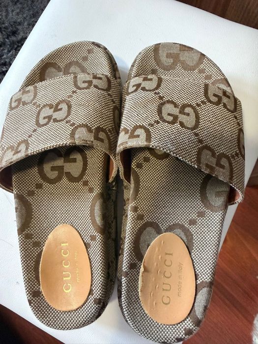 Papuci gucci de plaja