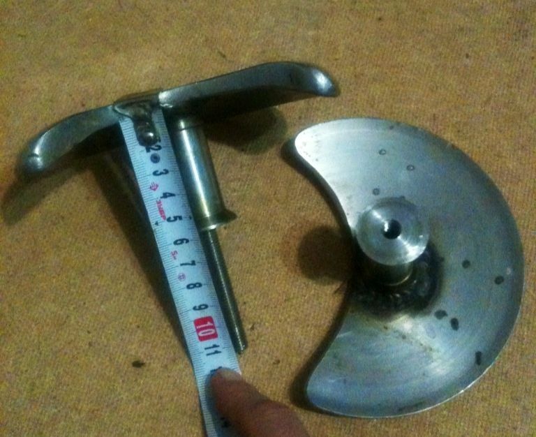 Дверная ручка нержевейка